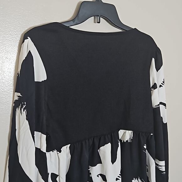 Flounce Sleeve V Neck Peplum Top Sz Large - Picture 8 of 9